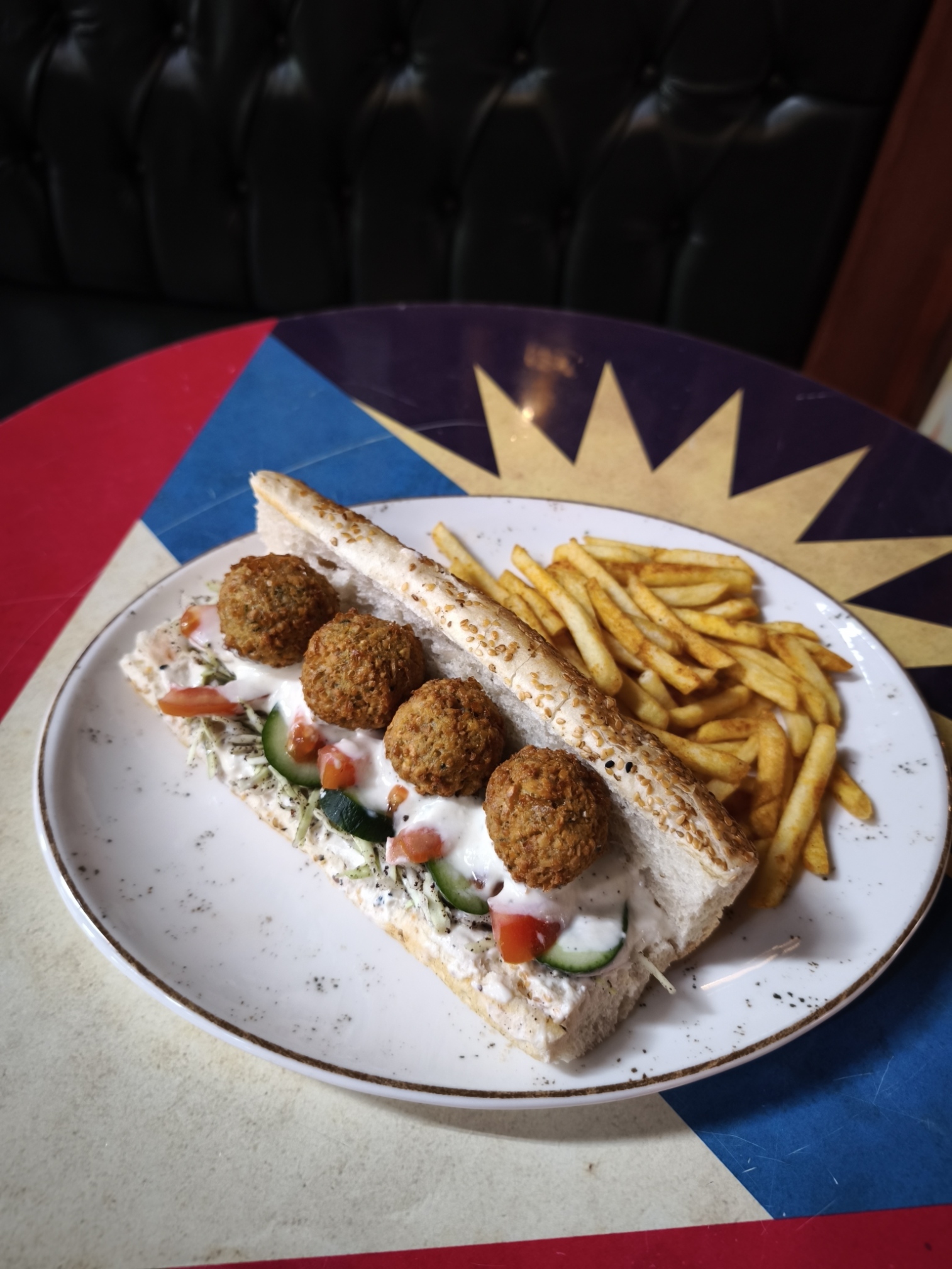 FALAFEL SANDVİÇ