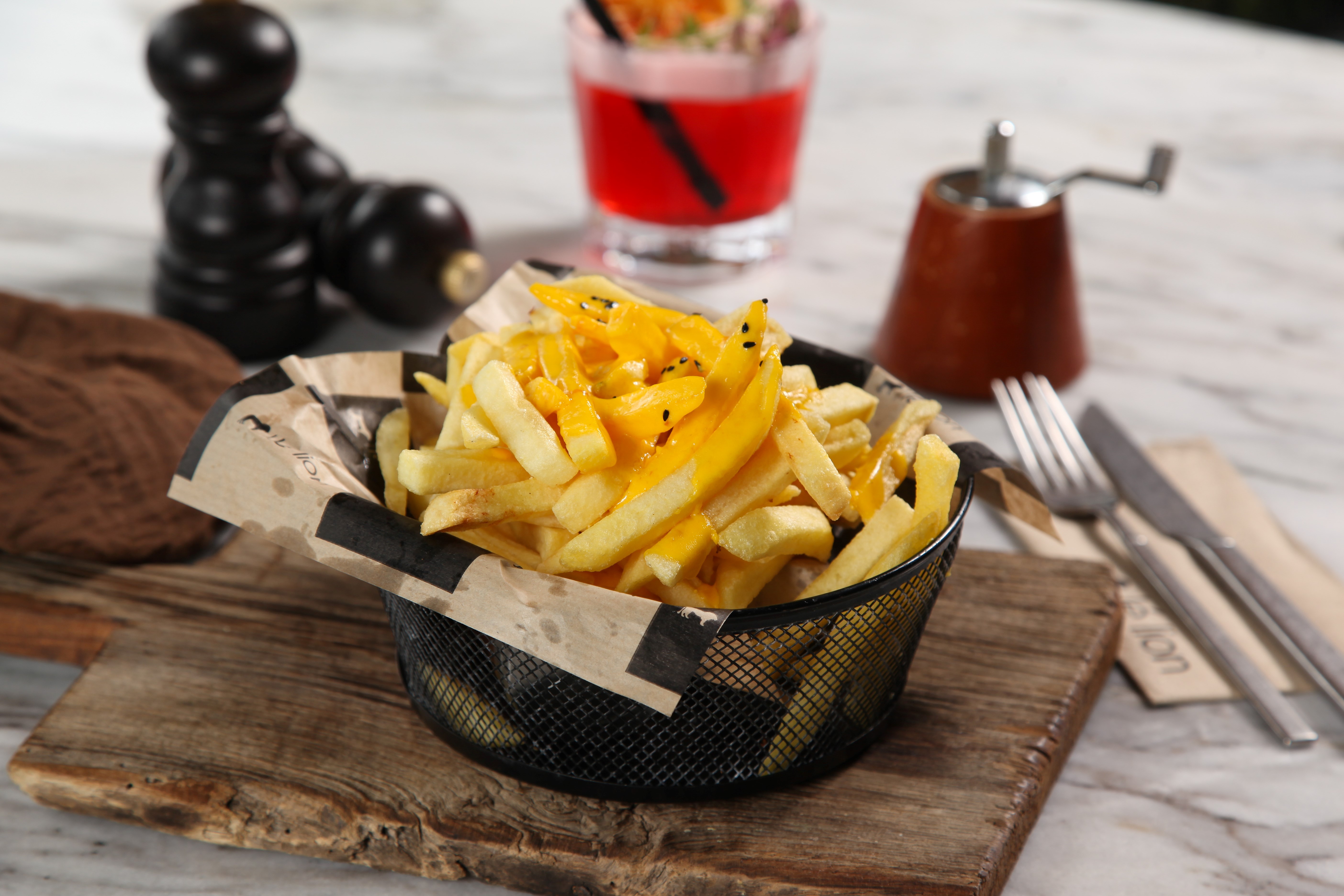 CHEDDAR PEYNİRLİ PATATES TAVA