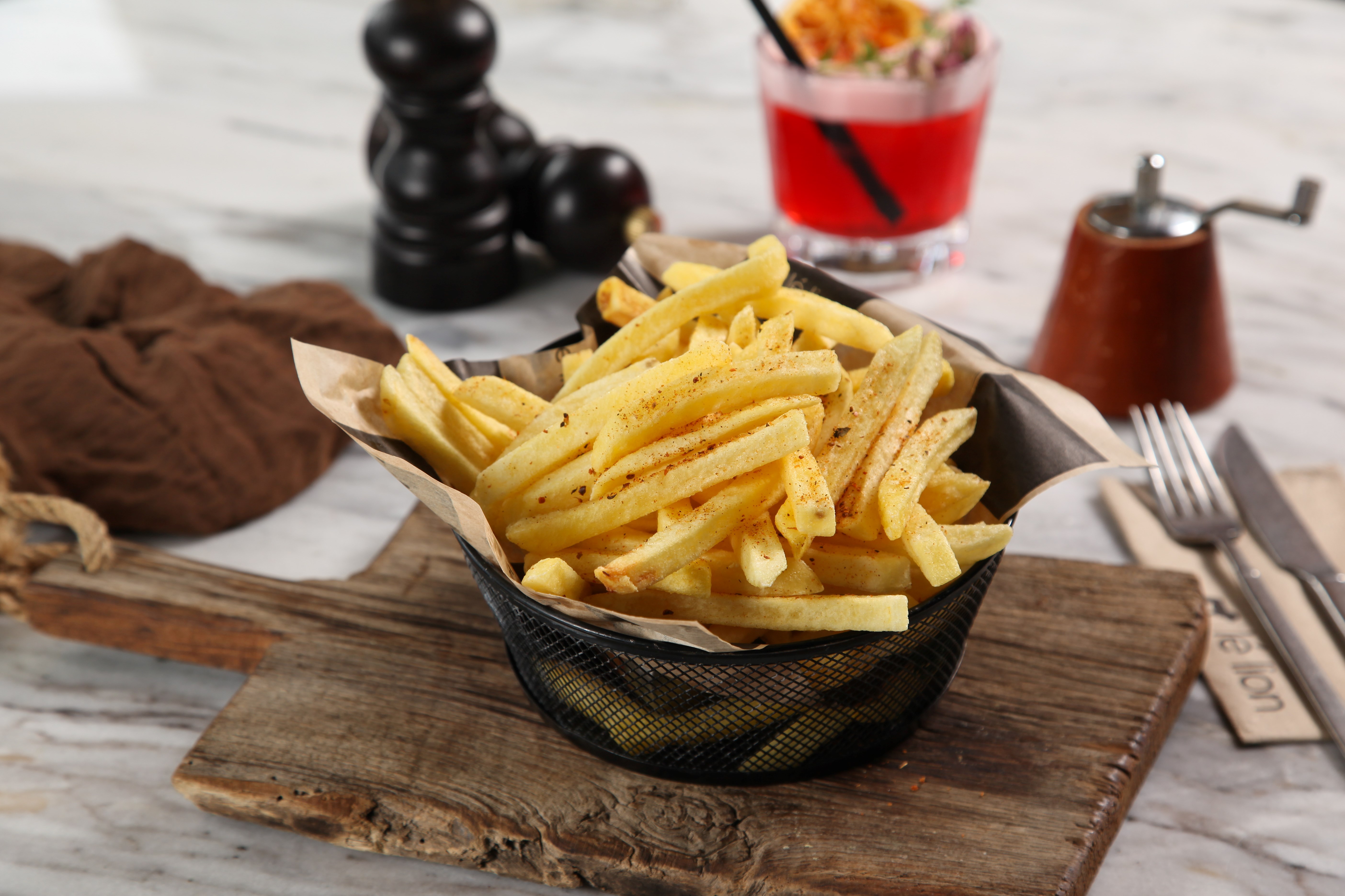 TRÜF YAĞLI PARMESANLI PATATES TAVA